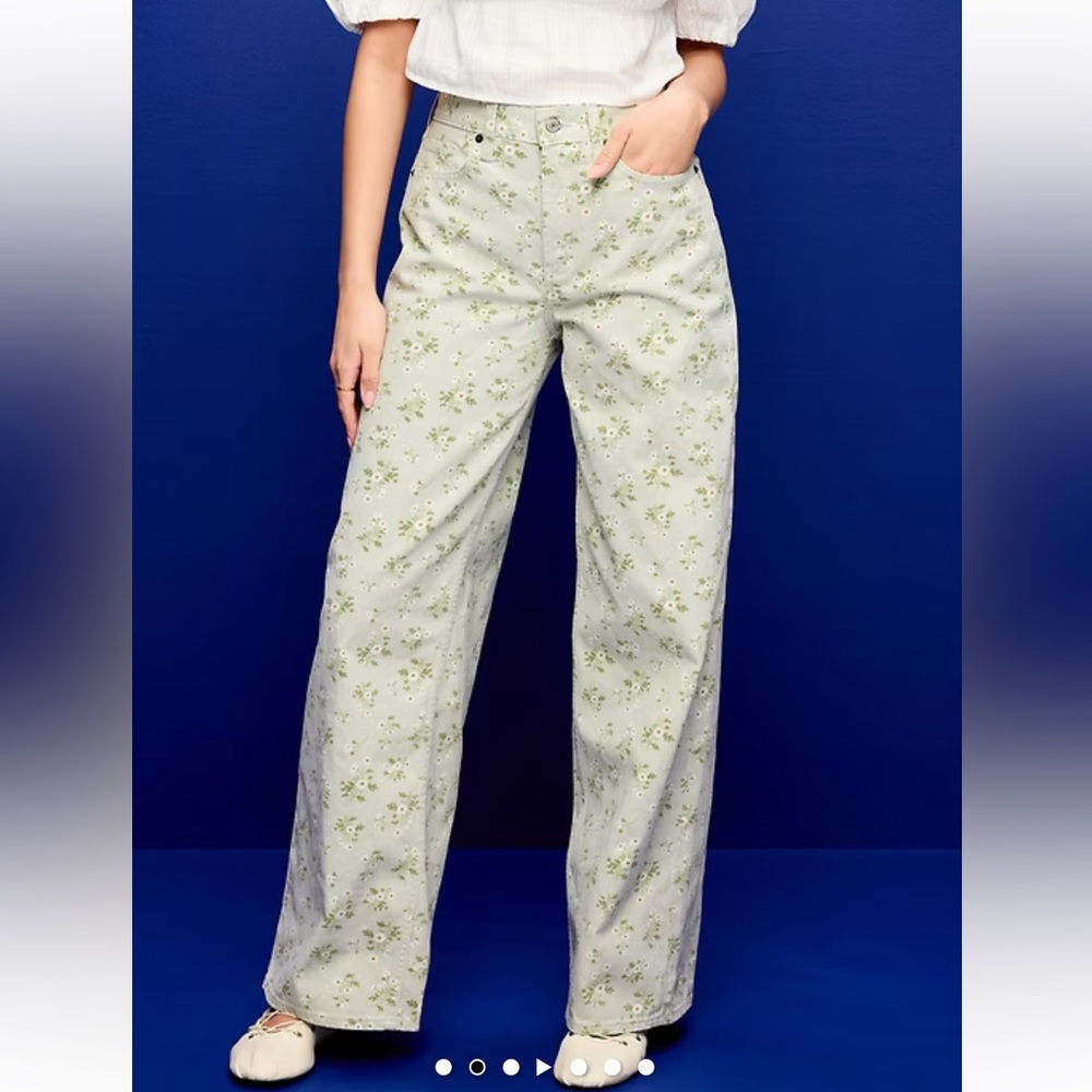OLD NAVY High-Waisted Baggy Floral Print Wide-Leg Jeans NWT